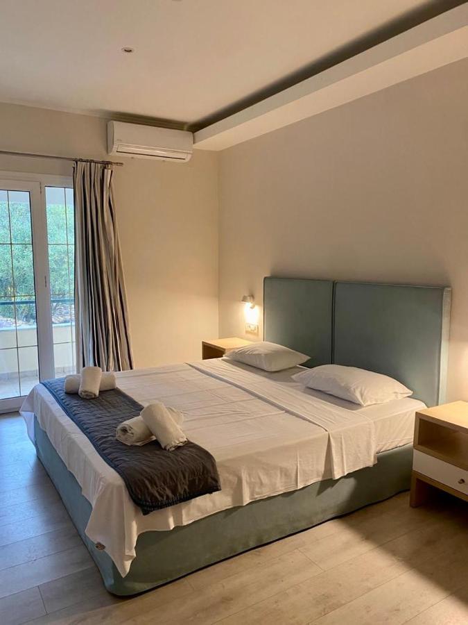 Callisto Beach Hotel Liapades Ngoại thất bức ảnh