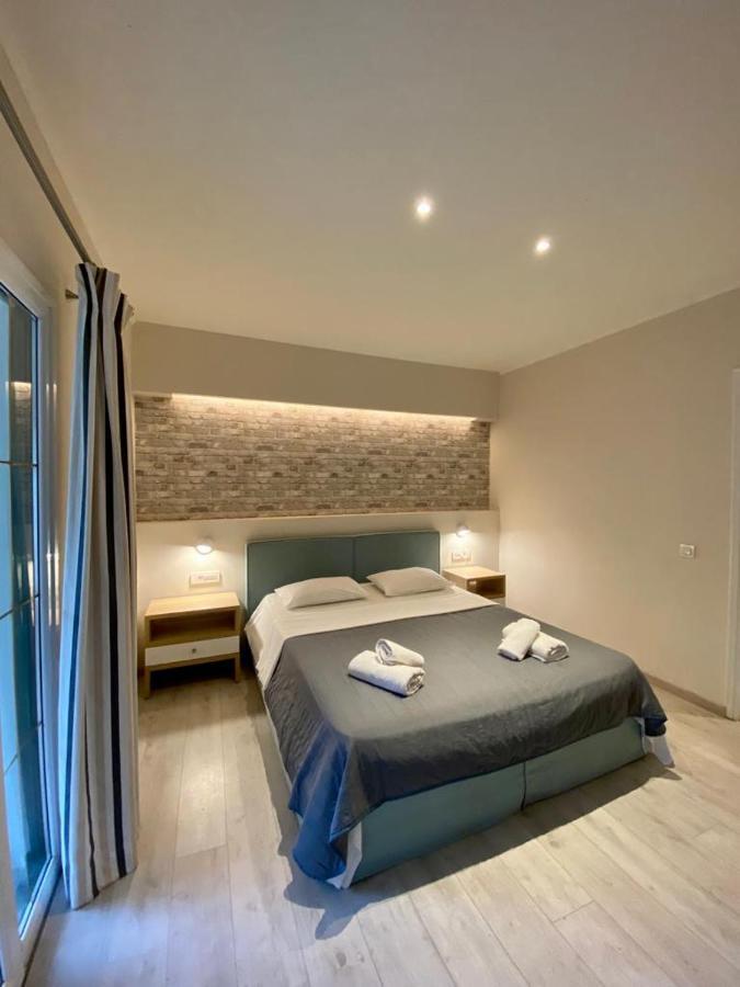 Callisto Beach Hotel Liapades Ngoại thất bức ảnh
