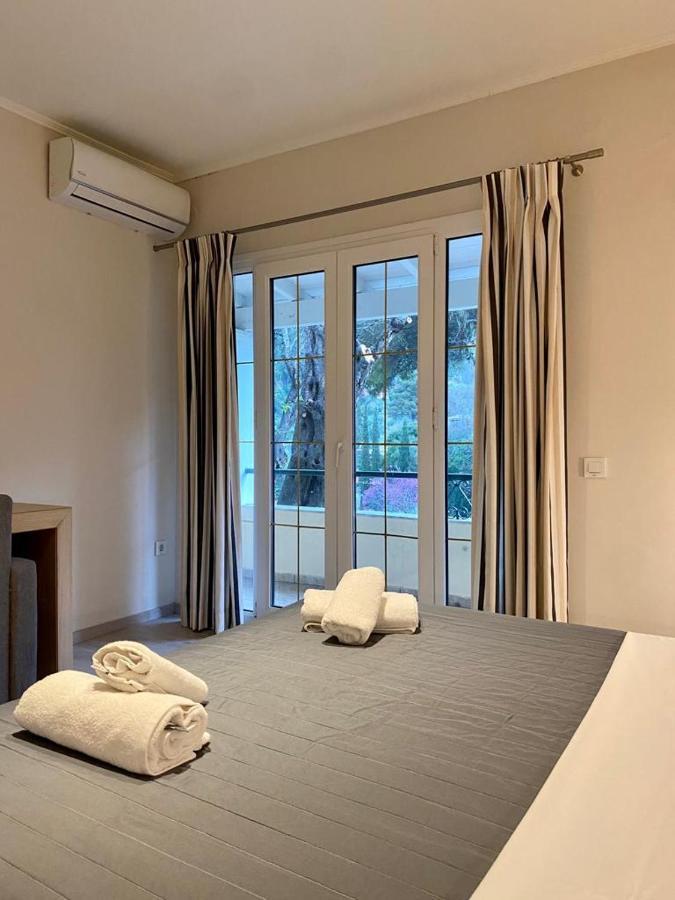 Callisto Beach Hotel Liapades Ngoại thất bức ảnh