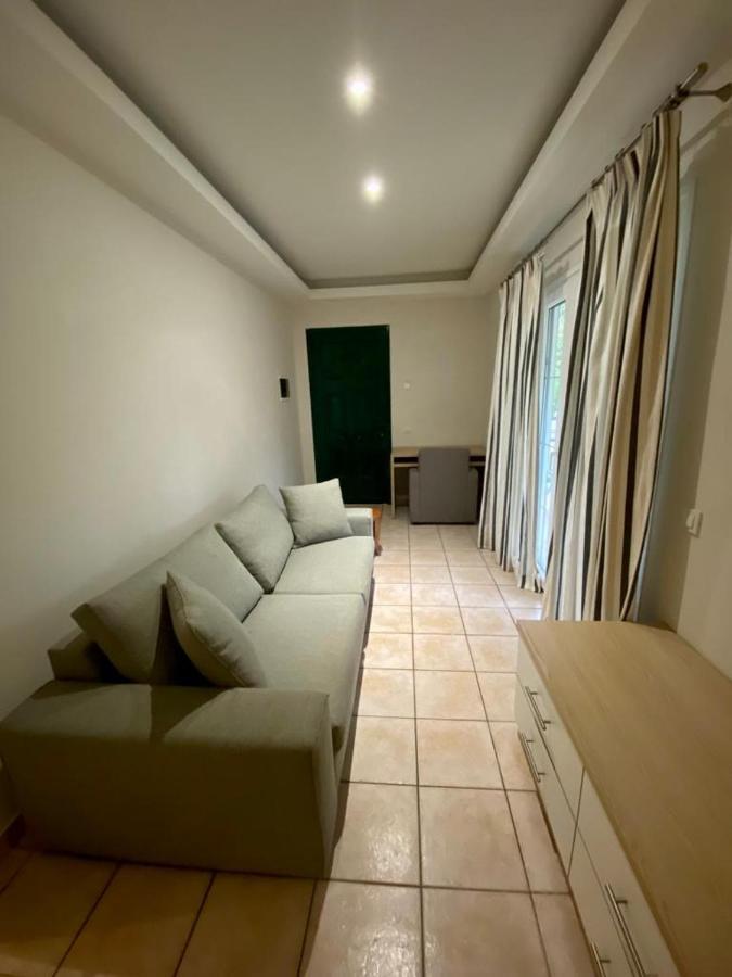 Callisto Beach Hotel Liapades Ngoại thất bức ảnh
